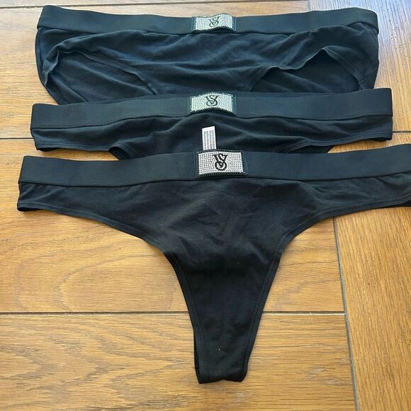 Victoria's Secret Lot Of 3 Black Shine Patch Thong And Hip-hugger Bundle 3 - Picture 3 of 9